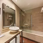 מלון Lux פאטימה
