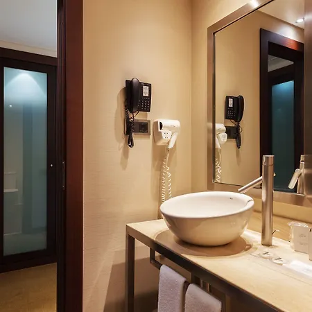 Hotel Lux 4*