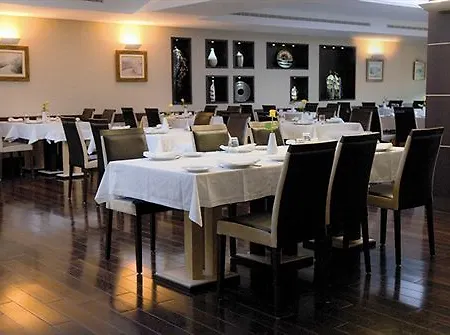 Lux Szálloda 4*